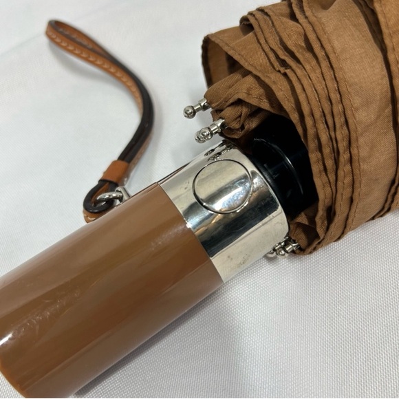 Brand new Coach monogram umbrella - Picture 6 of 10